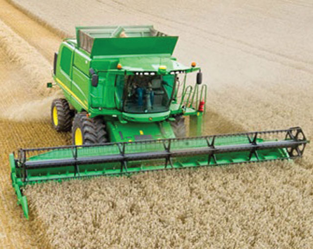 JOHN DEERE T 670
